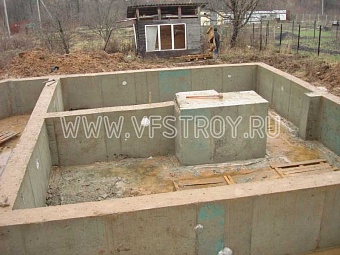 Проект B-091-1D: Проект бревенчатой дачи с большой верандой