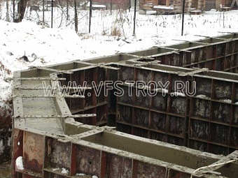 Проект B-091-1D: Проект бревенчатой дачи с большой верандой